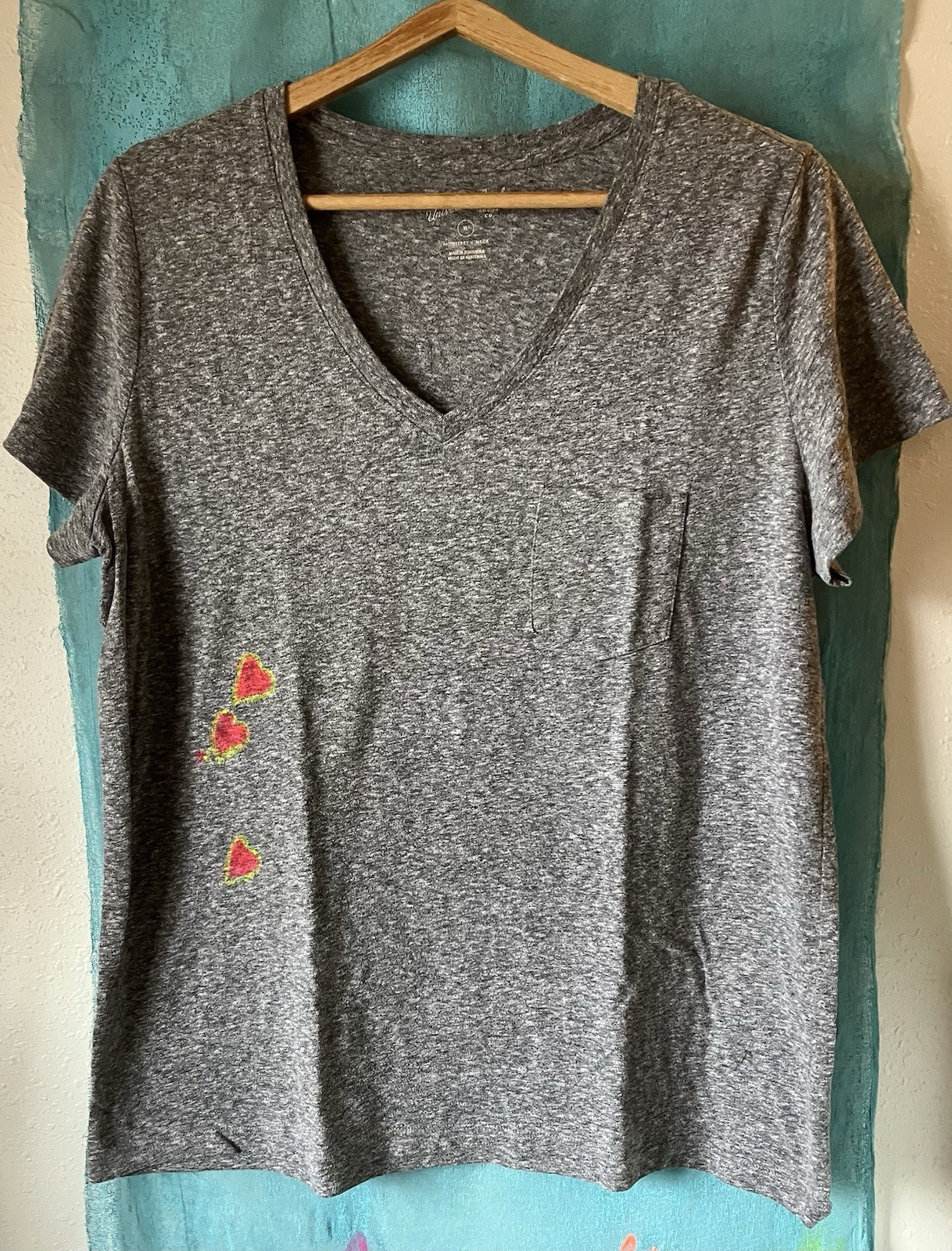 Universal Thread Goods co Marled Gray Fabric TEE SHIRT + Hand Painted Hearts, XL