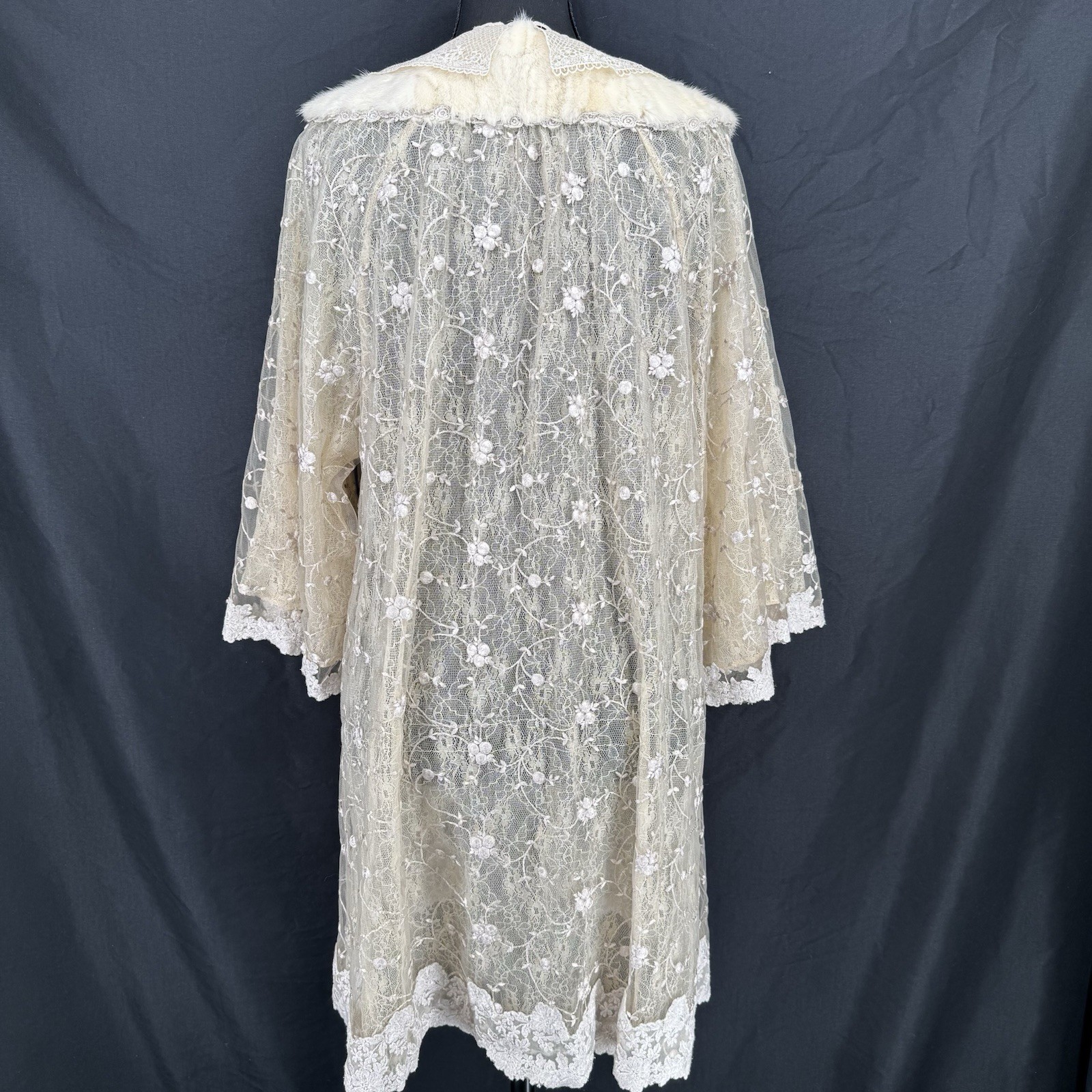 Romantic Embroidered Lace Kimono M Etherial Boho Bridal Regency Victorian Fur