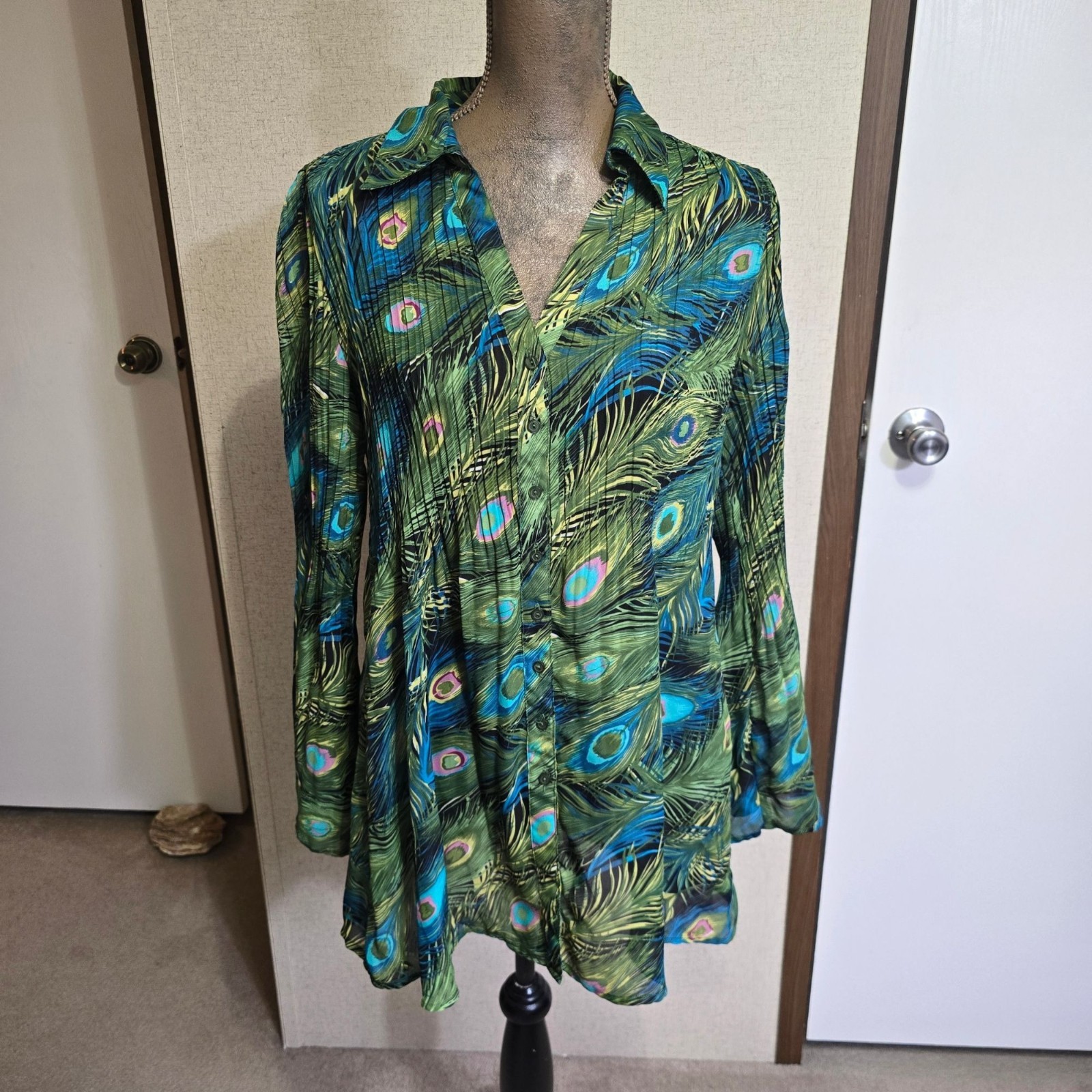 Sunny Taylor Large Y2K 90s Peacock Feather Top Long Sleeve Collared Green Blue