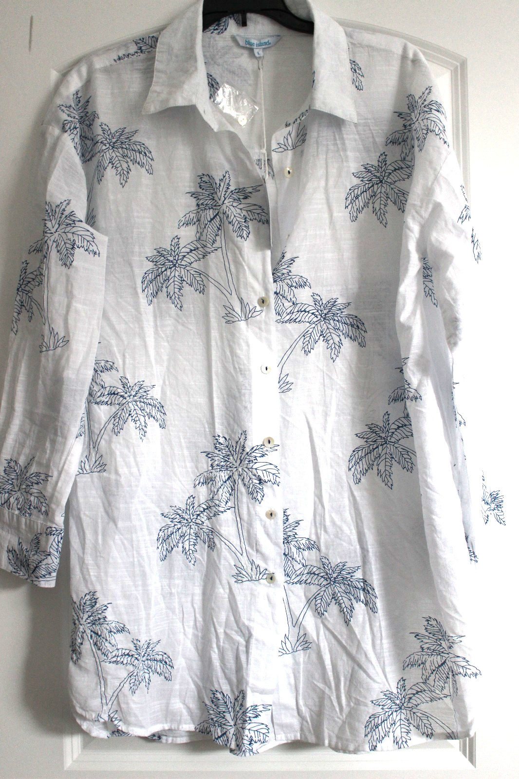 Blue Island Beach Long Sleeve Shirt L White Blue Palm Tree Embroidered Cover Up