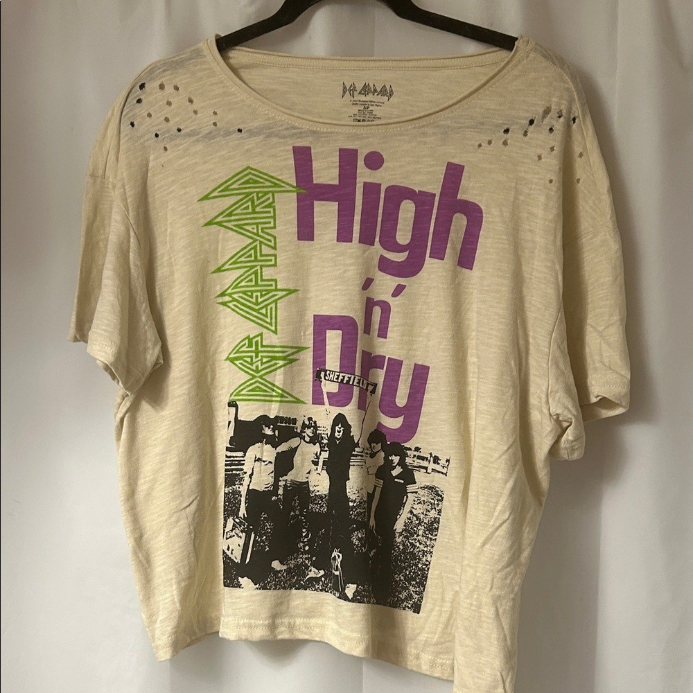 Def Leppard Graphic Tee
