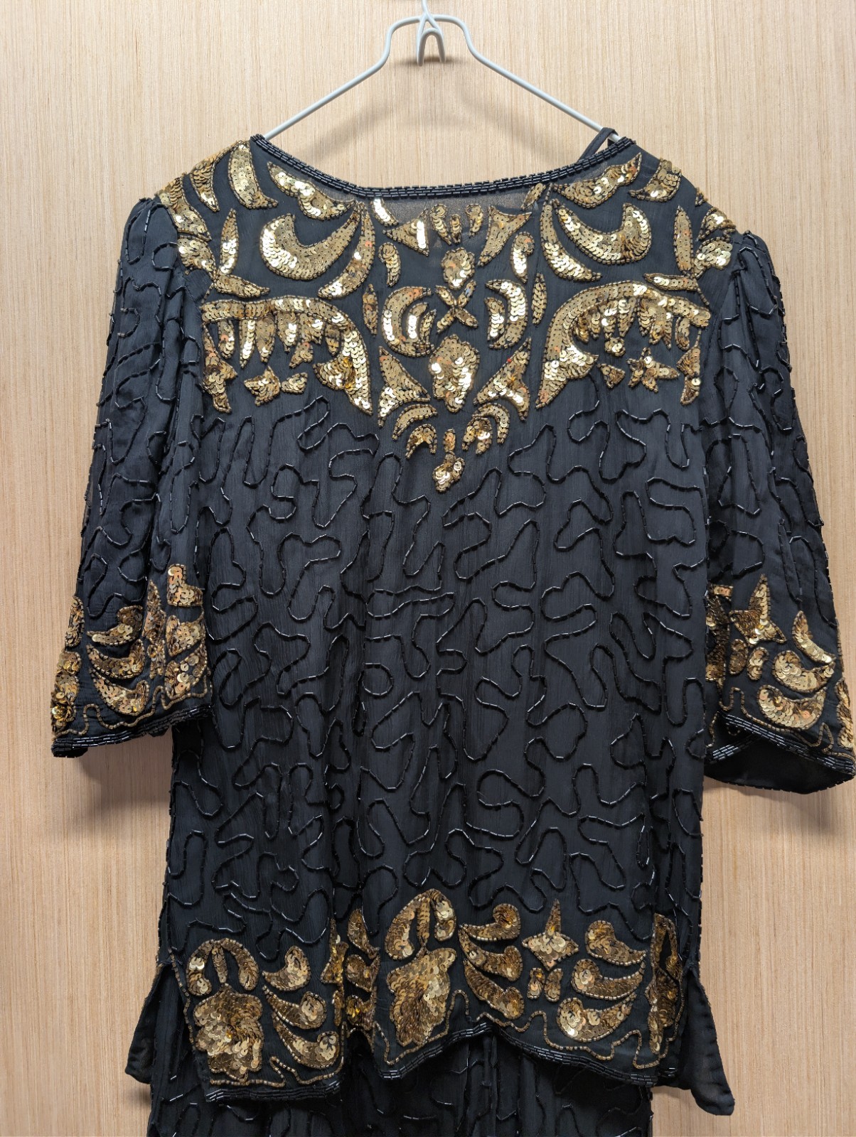 Vtg Silk 2 Piece Set Womens Sz XS Black Beads Gold Sequin Blouse & Skirt Formal