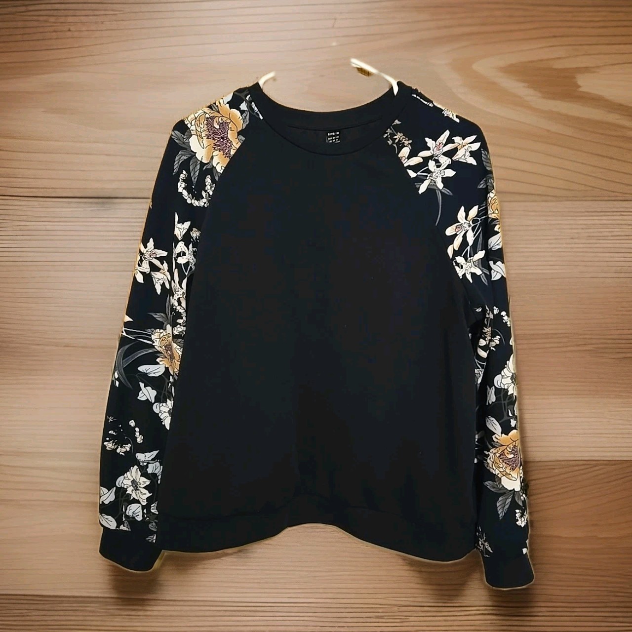 Shein Sweatshirt Women’s XL Floral Raglan Long Sleeve Top Pullover Shirt
