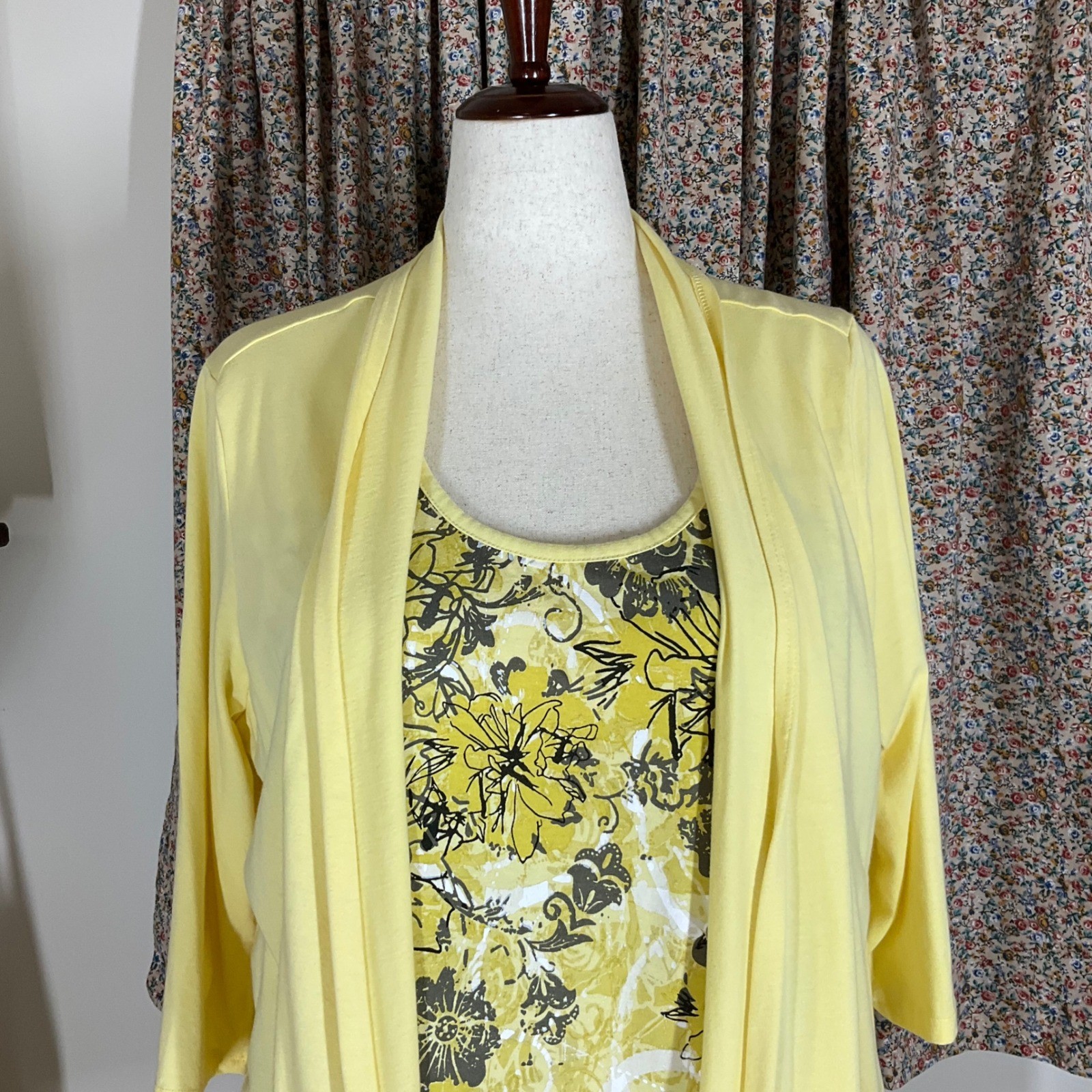 Blair Cardigan Tank Set Women XL Yellow Floral 2 Piece Open Front Casual Summer