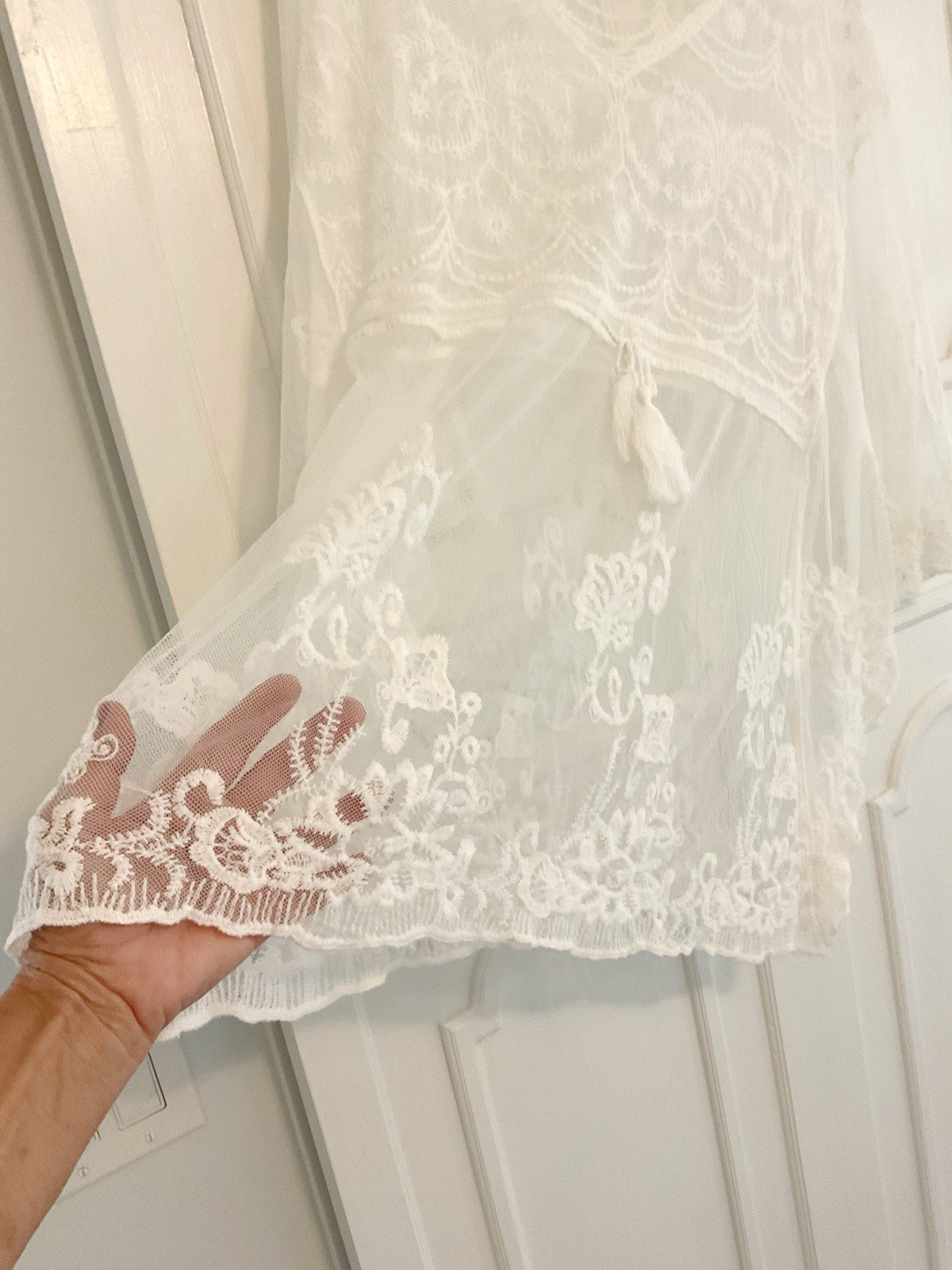 Cover Up Beautiful delicate Lace V NECK LACE Cover-up W Tassels