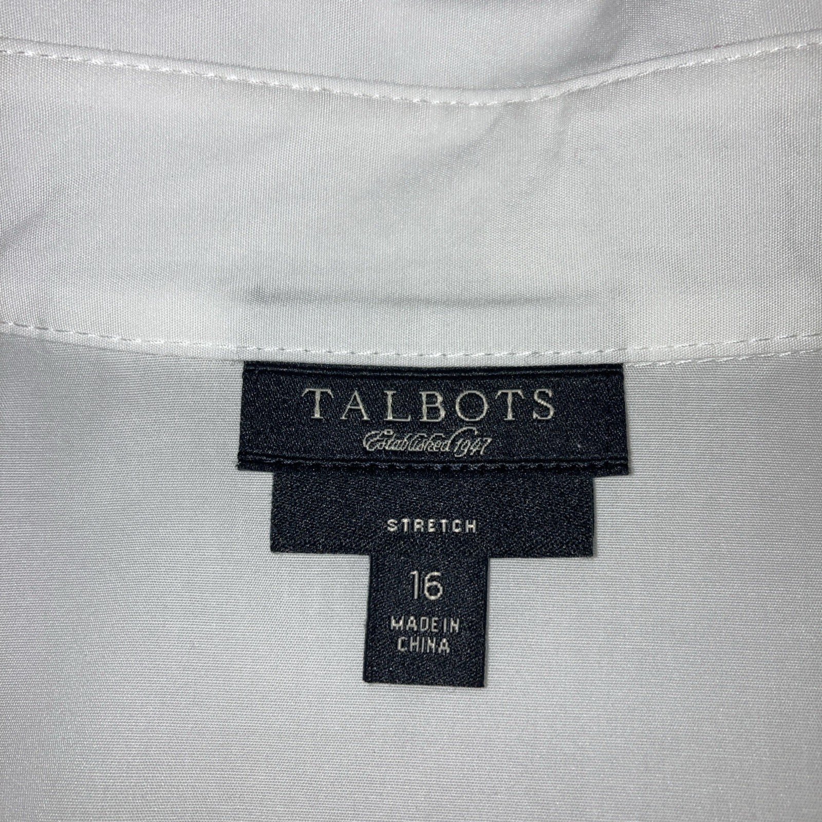 Talbots White Tailored Button Up Shirt with Front Darts and Back Topstitch 16