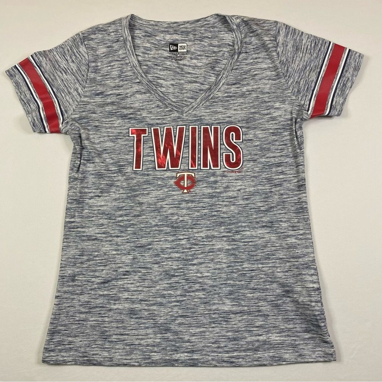 Minnesota Twins New Era T-Shirt Womens Large Heather Grey V-Neck Metallic Logo