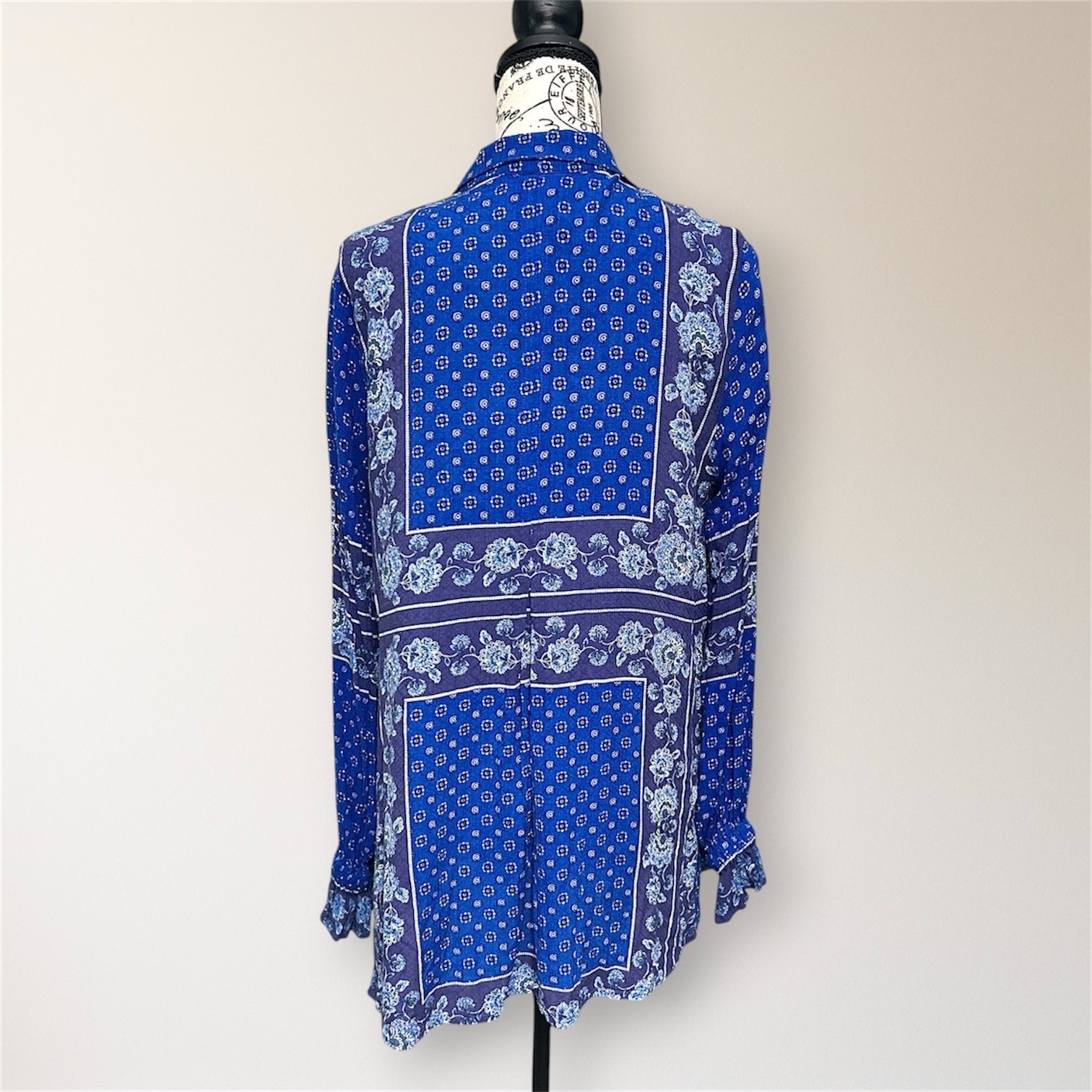 Free People Changing Time True Blue Floral Long Sleeve Tunic Top M Boho Peasant