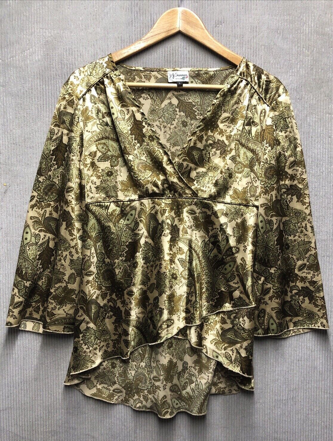 D.J Summers Blouse Size Large Satin Tie Back Floral Paisley V Neck Green