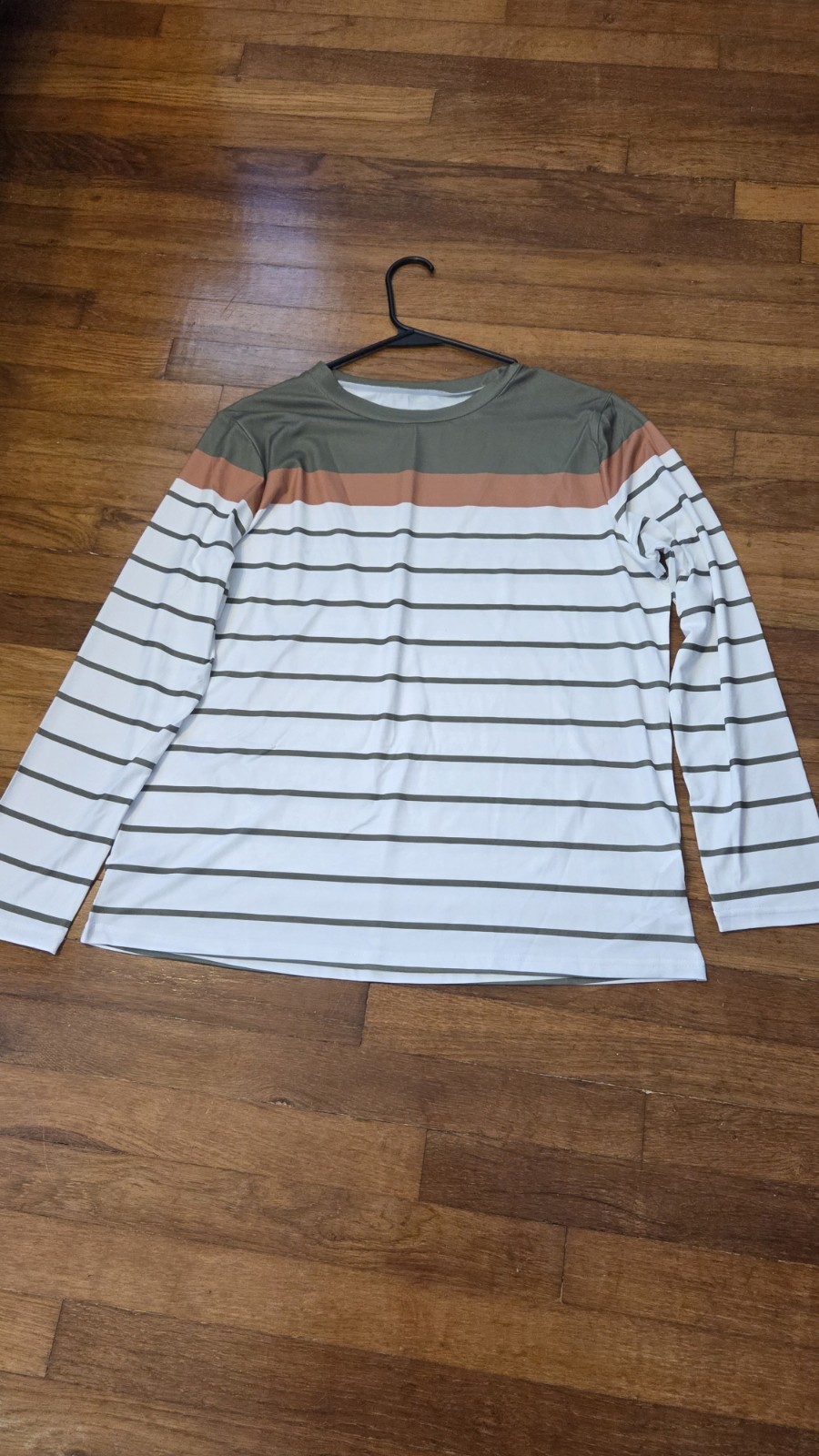 woman’s Striped Long Sleeve Crew Neck T-Shirt Polyester Green White Brown L