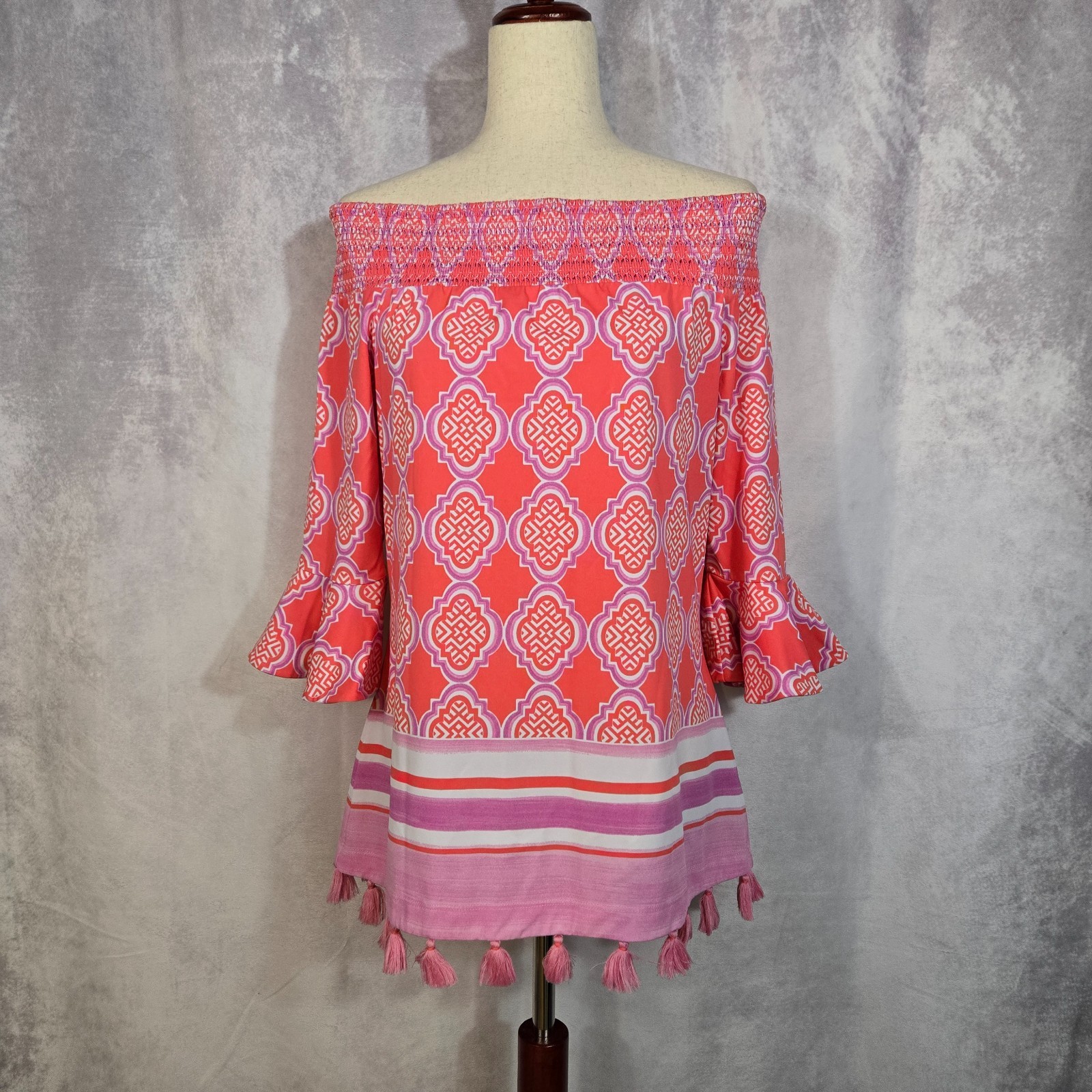 CABANA LIFE Coral Geo Off The Shoulder Top Smocked Wrinkle Resist MEDIUM