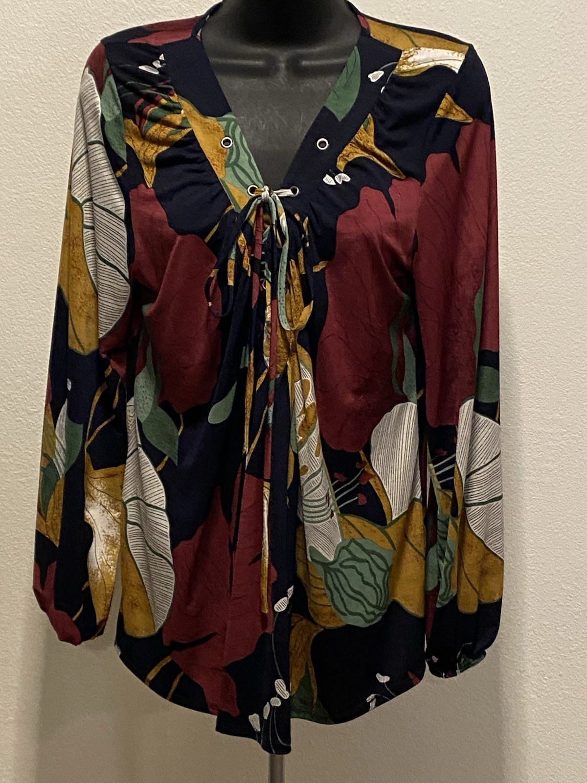 daytrip Womens Size L Blouse Long Sleeve Floral Tie Multi Color