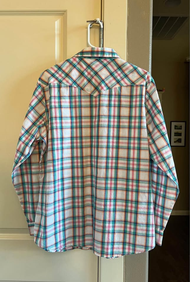 Women’s XL Wrangler Blue Green White Brown Pink Pearl Button Down Plaid Shirt