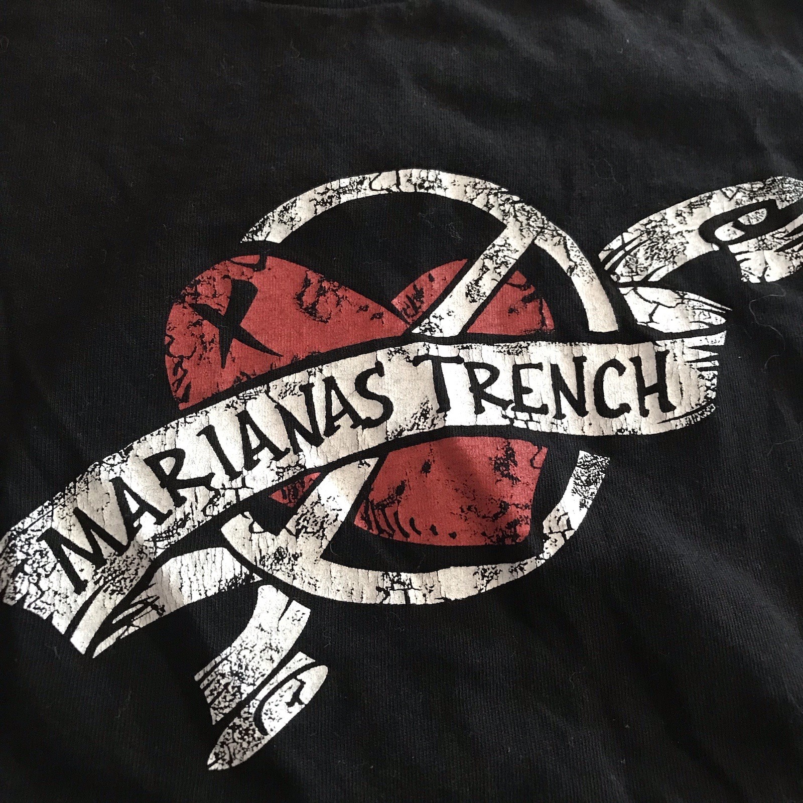 Womens Y2K Baby Tee Medium Heart Graphic Black Tattoo AlStyle Shirt Grunge Rock