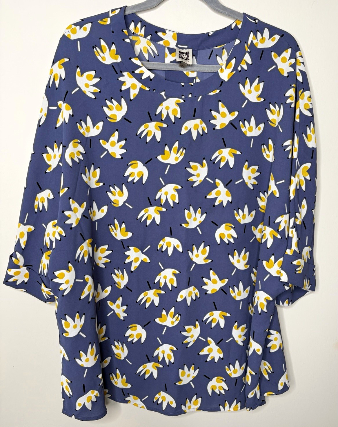 Anne Taylor Women’s L Regular Blue Floral 3/4 Sleeve Round Neck Blouse