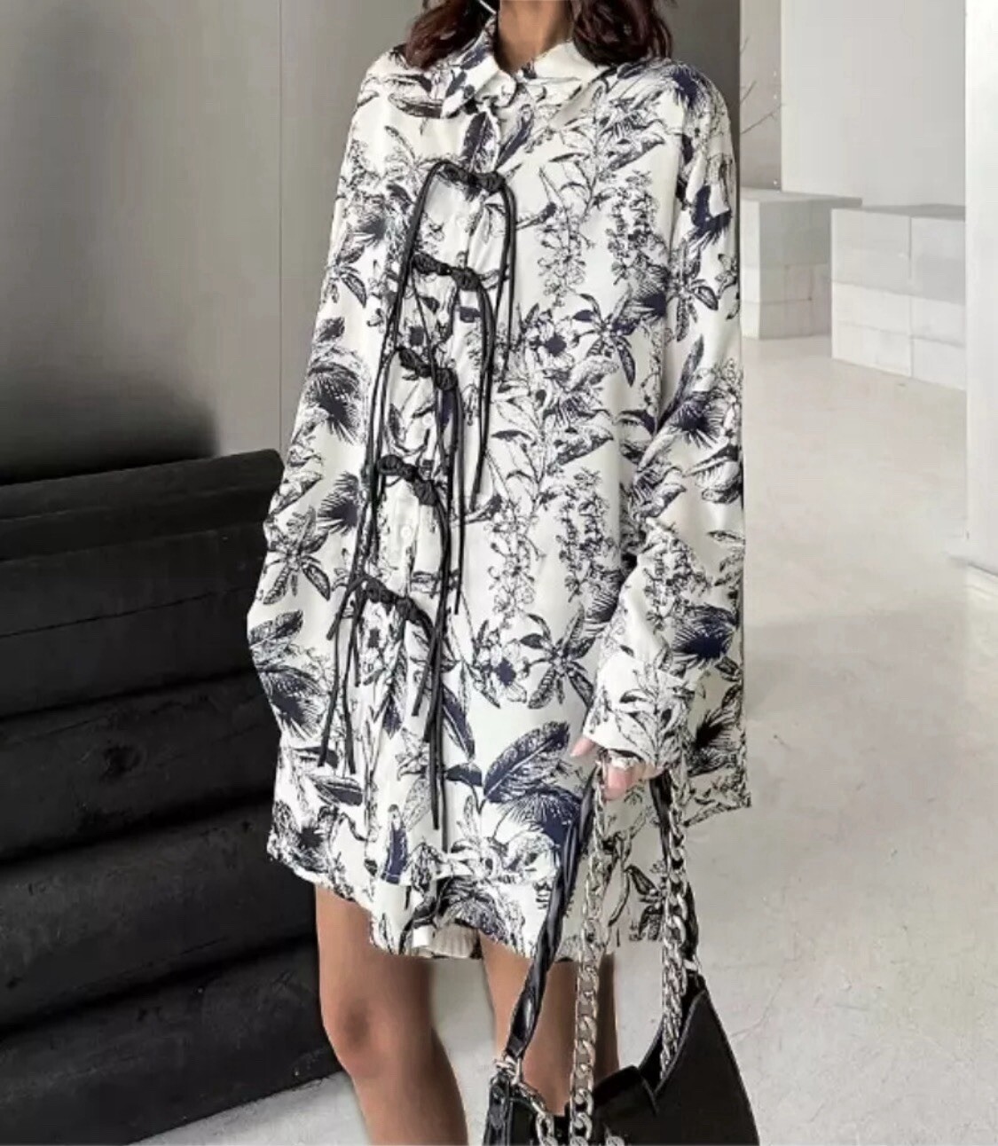 Avant Garde Landscape Print Oversized Button Up Blouse Shorts Set Size 12