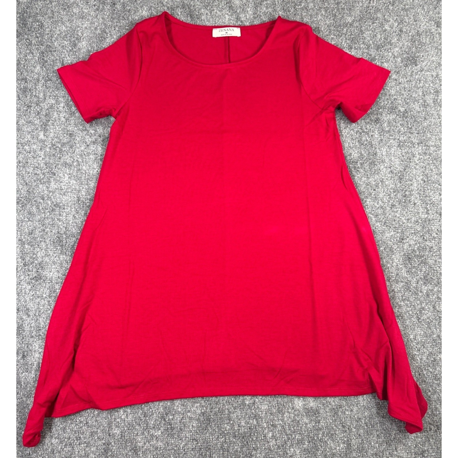 Zenana Womens Medium Red Short Sleeve Sharkbite Hem Tunic Top NEW