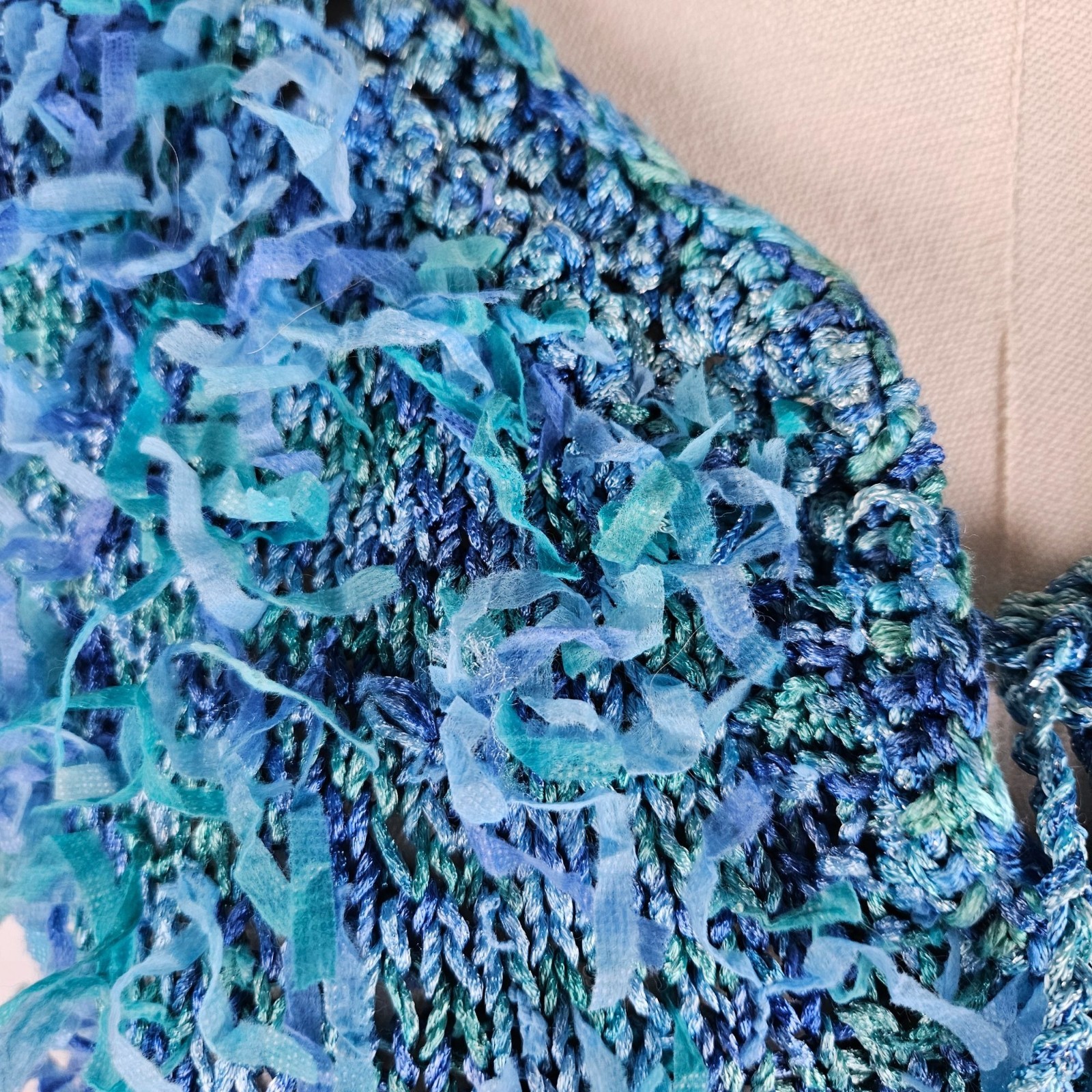 Handmade Knit P-Zazz Shell Novelty Yarn Size Large Textured Blue Sleeveless Top