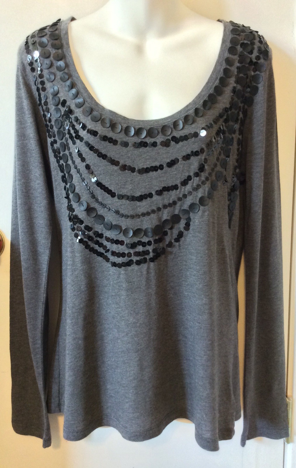 NEW DKNY Jeans Womens Sequin Shirt Top Gray Black S Thin Knit