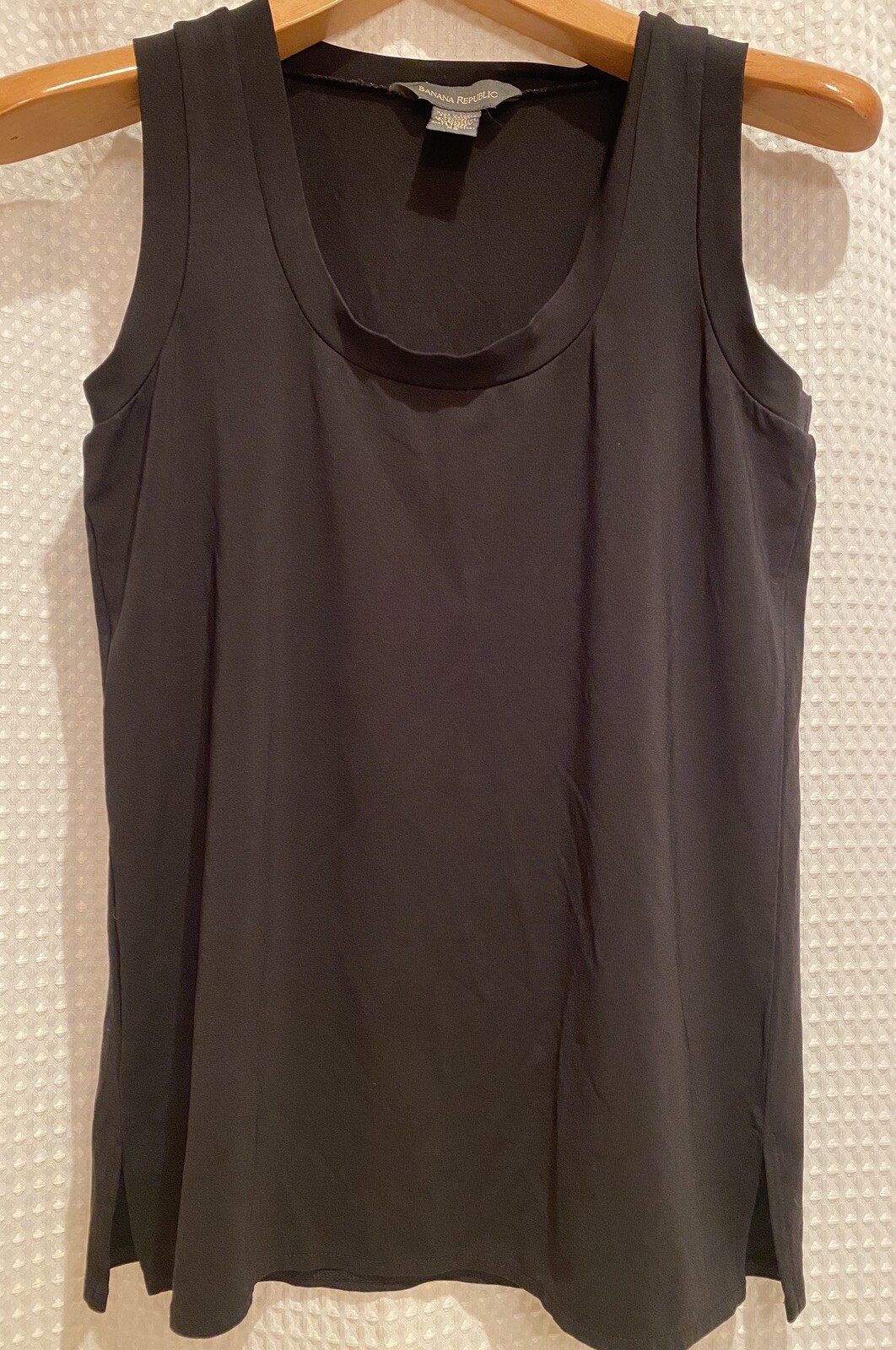 Banana Republic~Formal Tank Top Blouse Shirt~XS Extra Small~Black~Rayon~Career