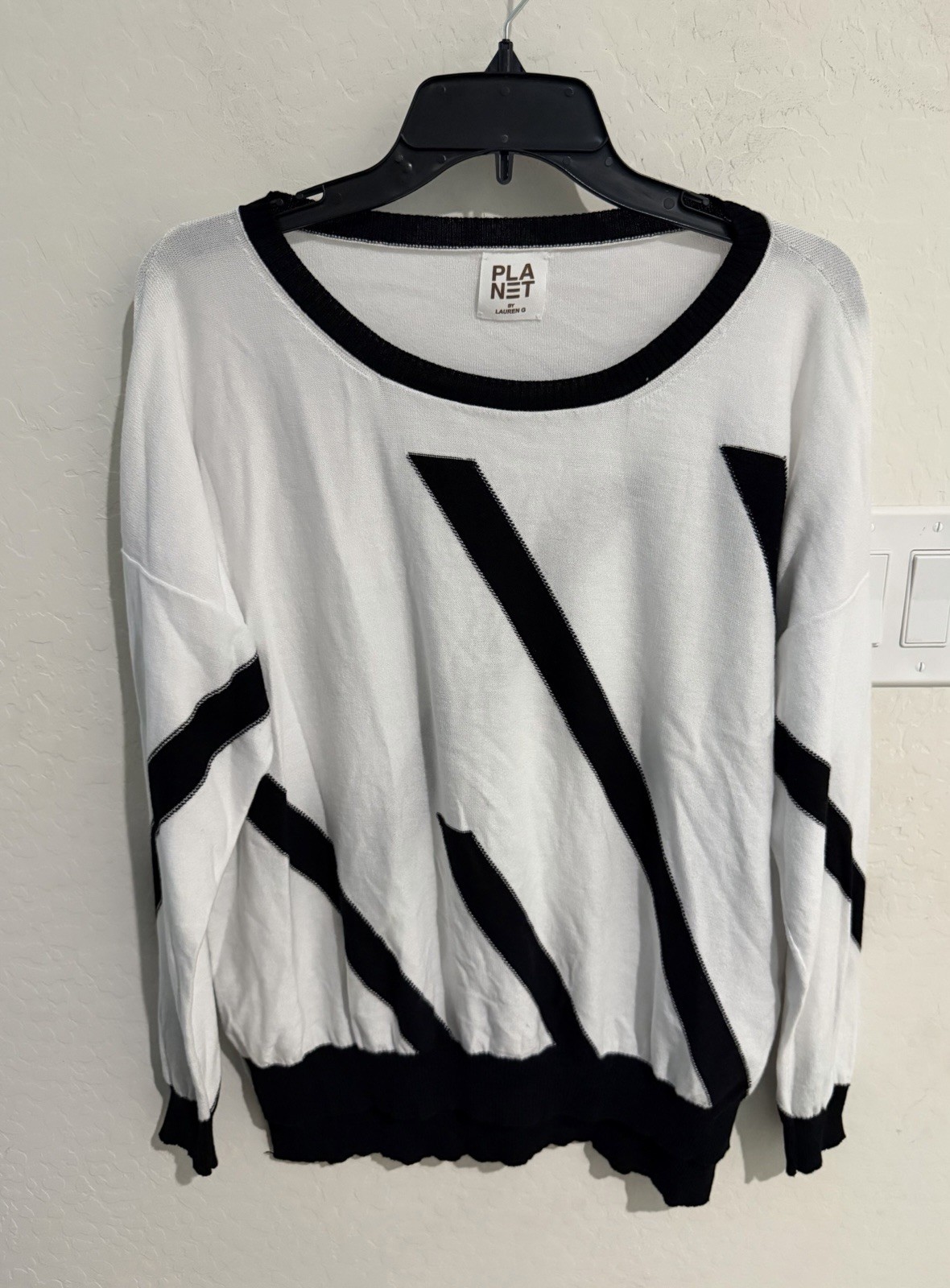 Planet by Lauren G Pima Cotton One Size Lagenlook Sweater Black and White
