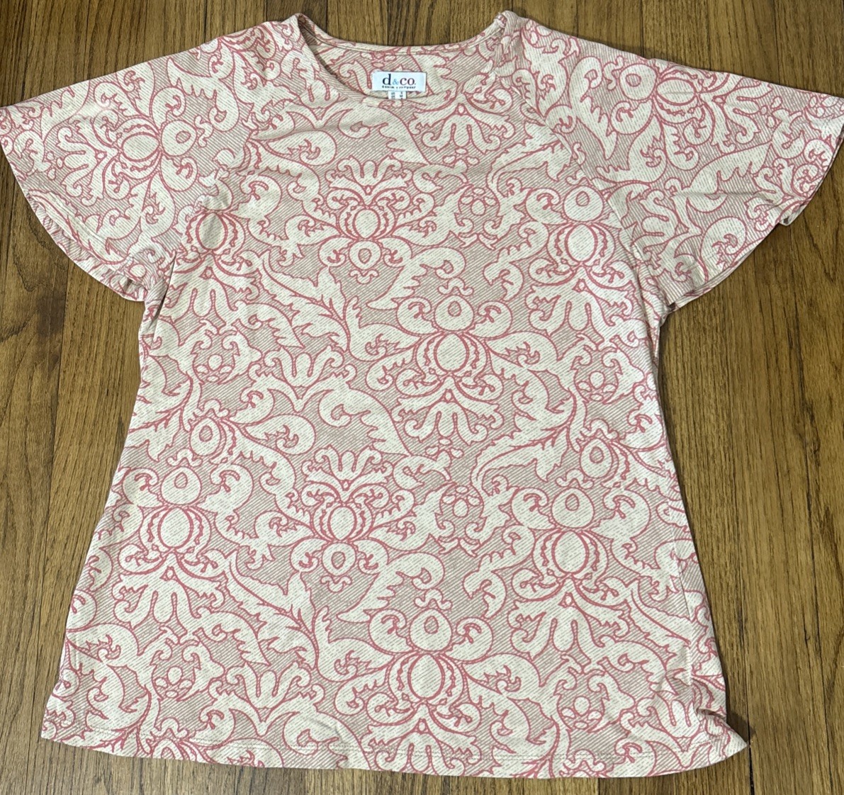 D & CO. DENIM & CO PINK FLORAL PRINT FLUTTER SLEEVES COTTON RAYON SPANDEX TOP SM