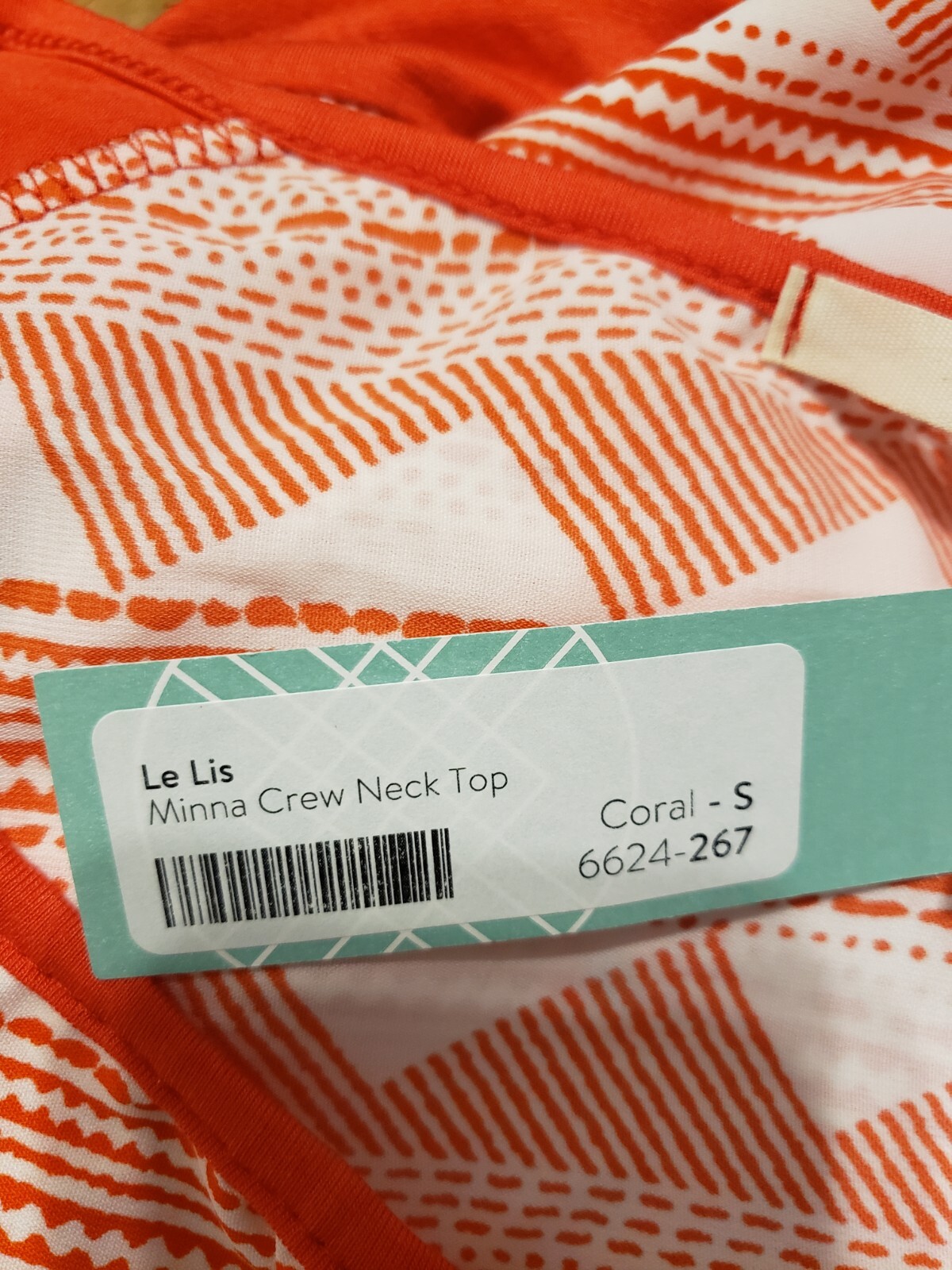 Stitch Fix Le Lis Minna Crew Neck Top Small Coral Red White 3/4 Sleeve Pullover