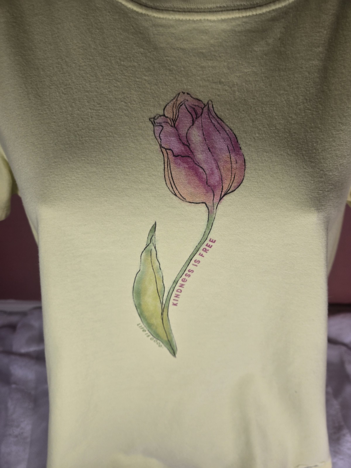Life Is Good Yellow Crusher Tee Womens L T Shirt Be Kind Pink Tulip Short Sleeve