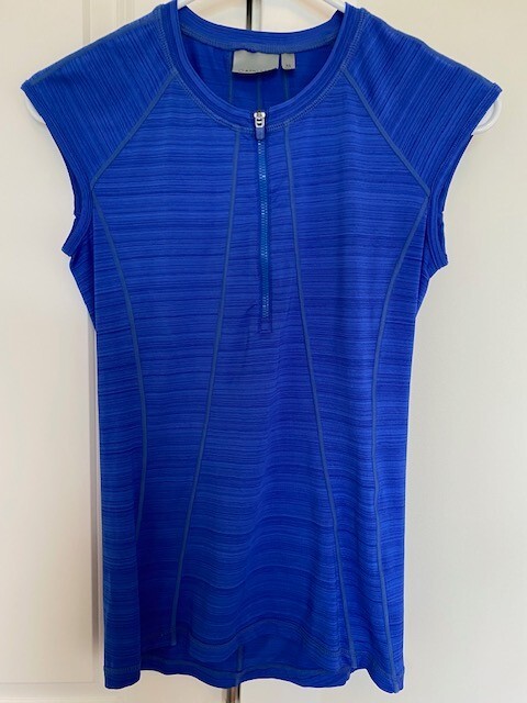 Athleta Pacifica UPF Top 1/2 Zip XS Swim Bike Hike w Back Pocket Shopping Blue *