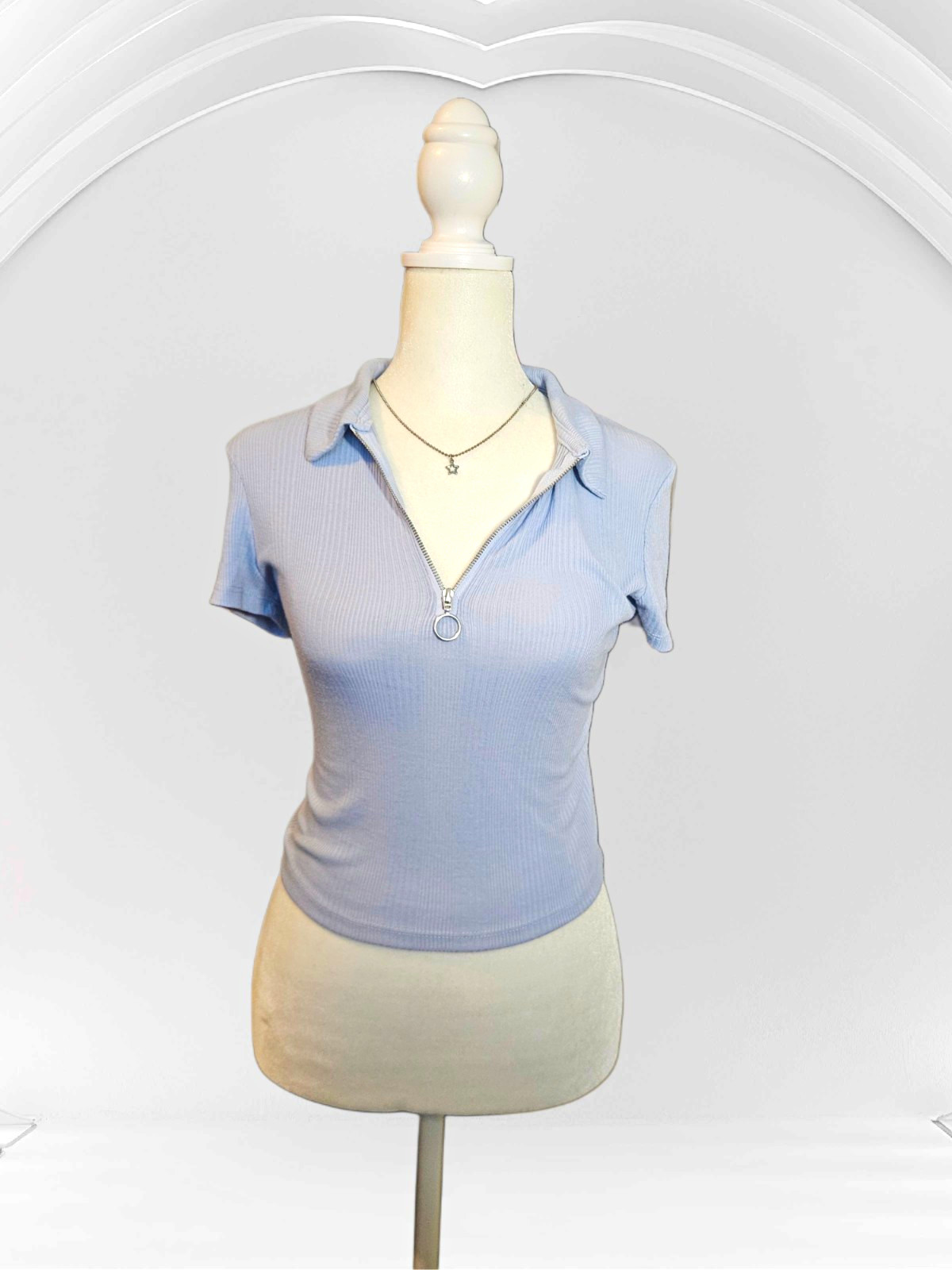 Pink Rose Blue Ribbed Knit 1/2 Zip Collared Short Sleeve Top Women’s S