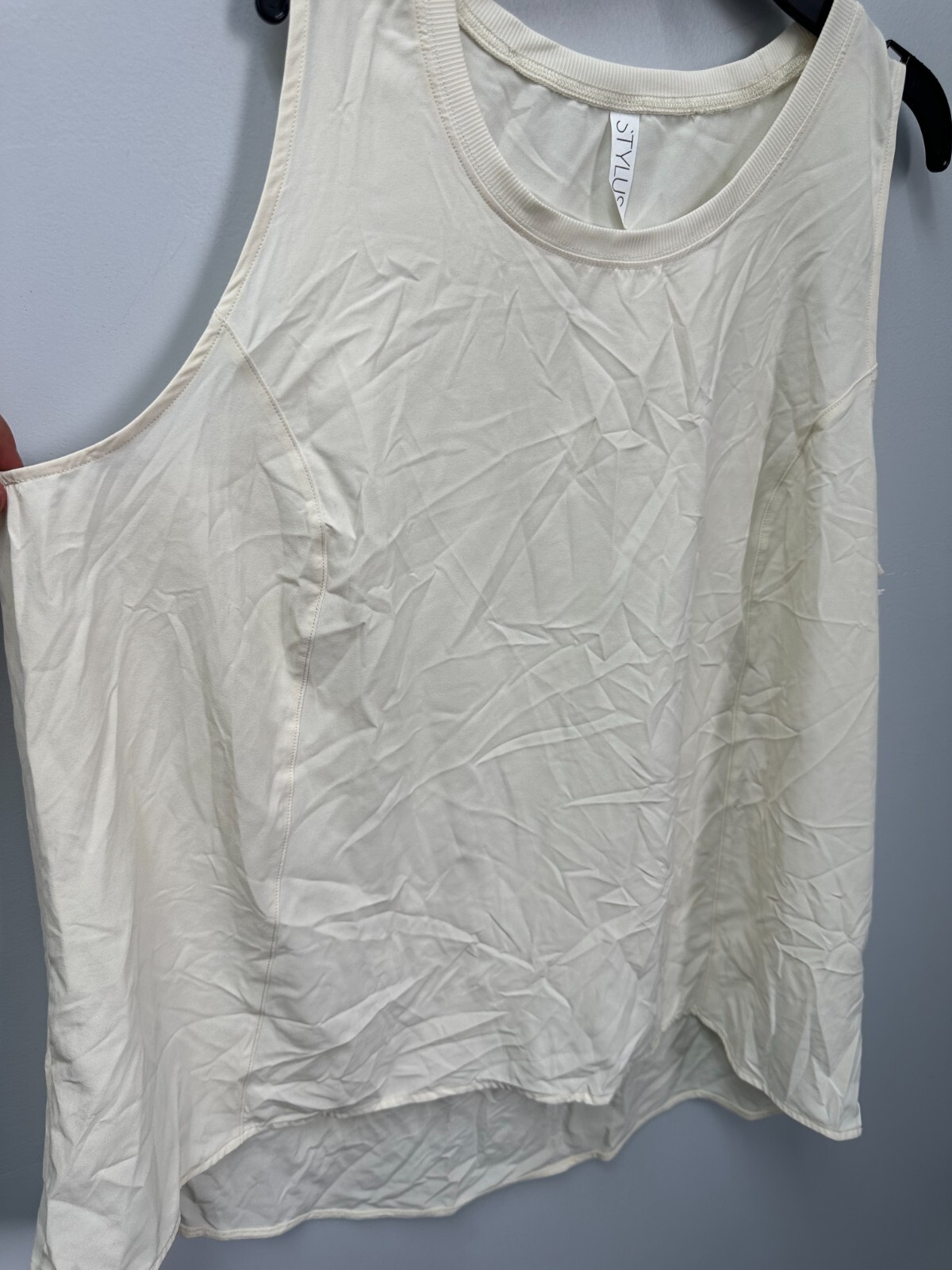 Stylus SZ XXL Lightweight Ivory Sleeveless Blouse Shell
