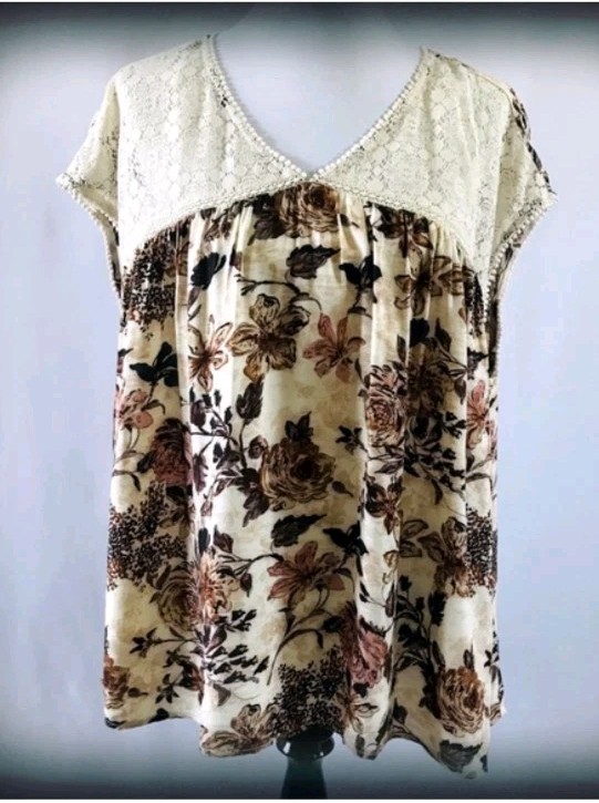 Kori America top L Floral Crochet Brown Cream Crochet Relaxed Fit Boho Flowy