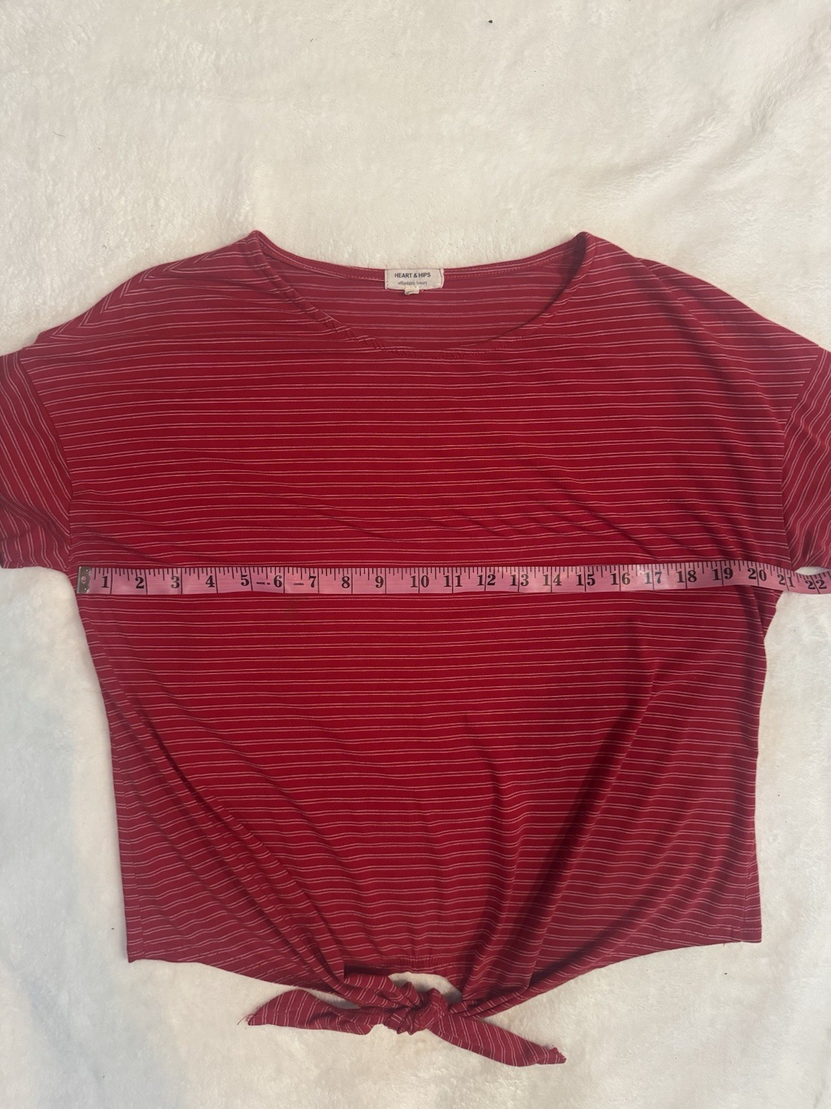 Women’s Red With White Stripes Top W/Front Tie Detail Size M By Hearts And Hips