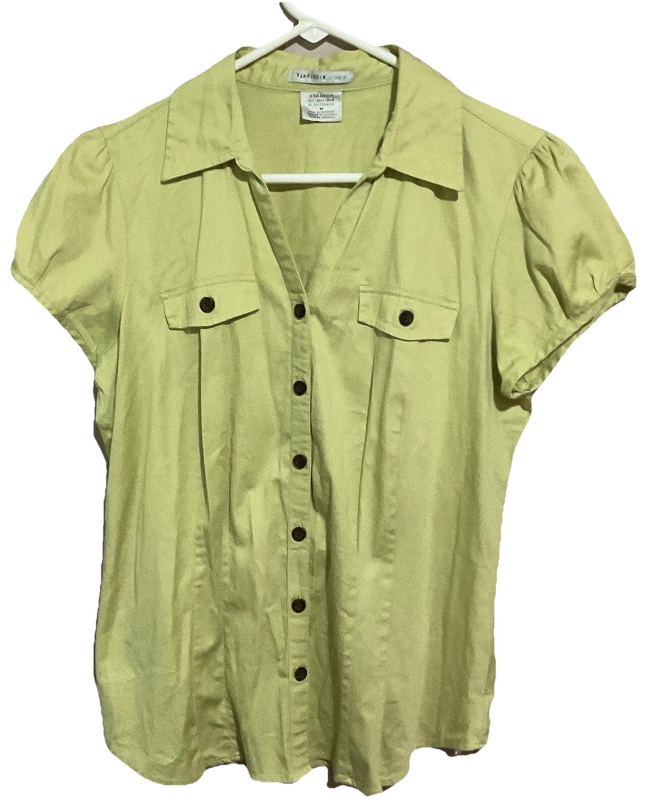 Very Cute Women’s Green Short Sleeve Button Up Shirt Van Heusen Studio Medium