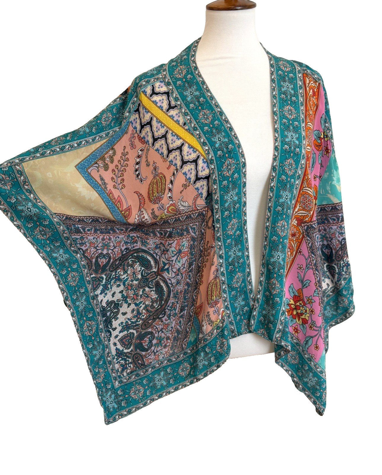Feathers by Tolani Kimono Shrug O/S One Size Floral Boho Hippie Festival Rayon