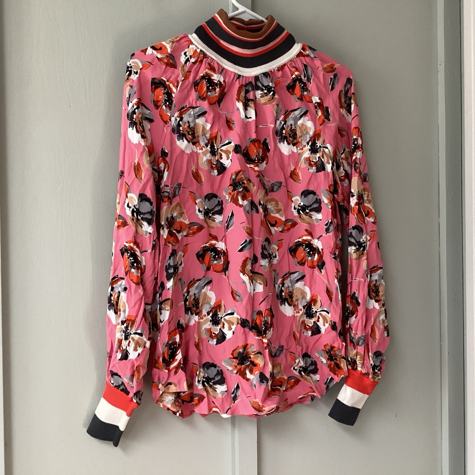 Etcetera Women’s Size 4 Floral Pink Top Long Sleeve Elastic Trim Pull On