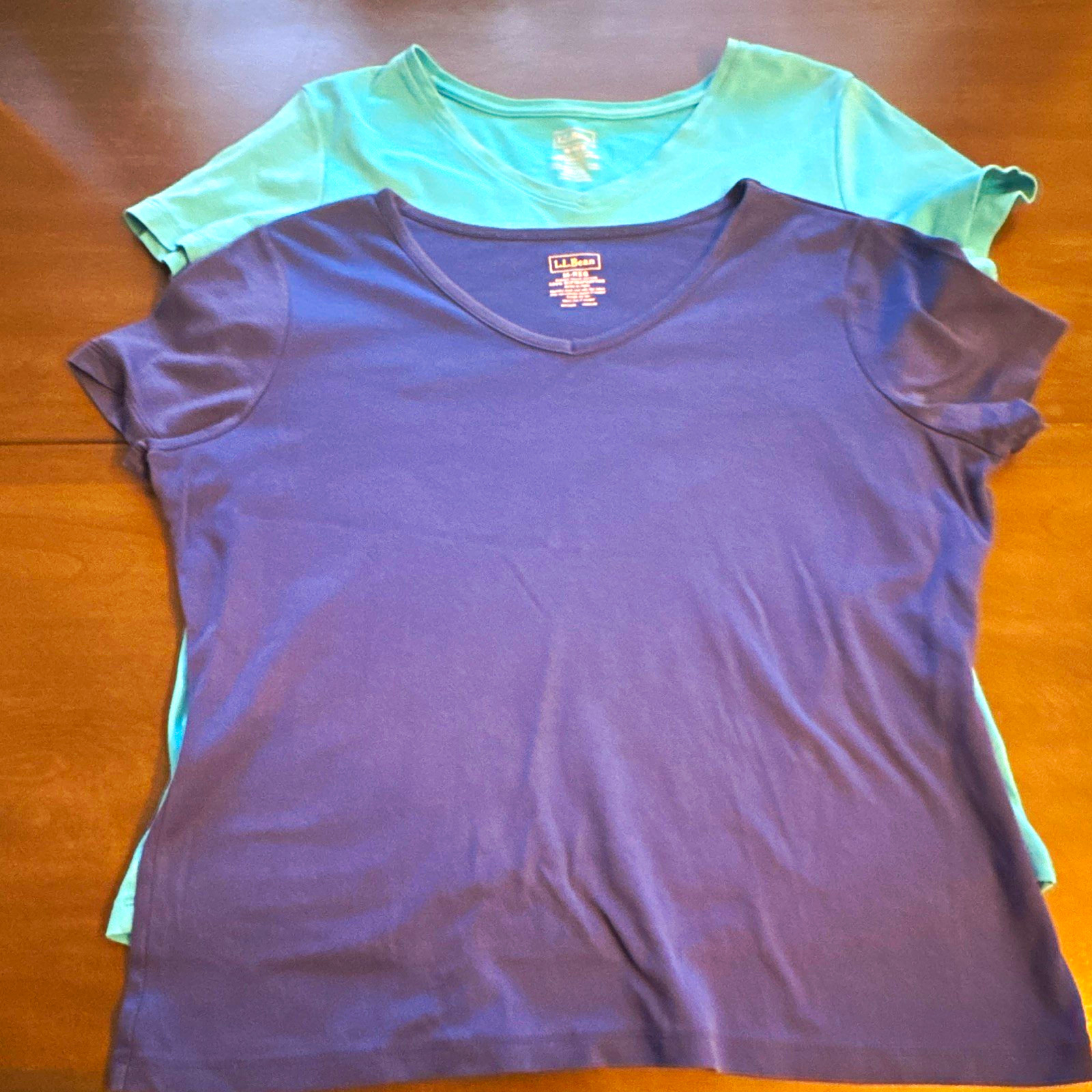 L.L.Bean Womens Lot of 2 V-Neck Cap Sleeve T-Shirt Solid Knit Cotton M Reg