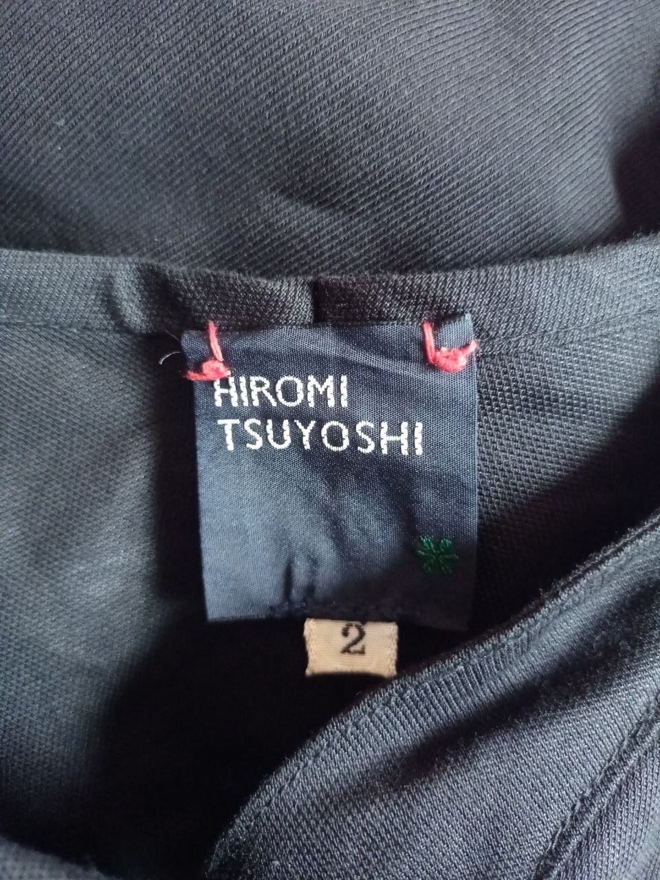 HIROMI TSUYOSHI PLEATED BUTTON DOWN BOW TOP BLACK SIZE 2