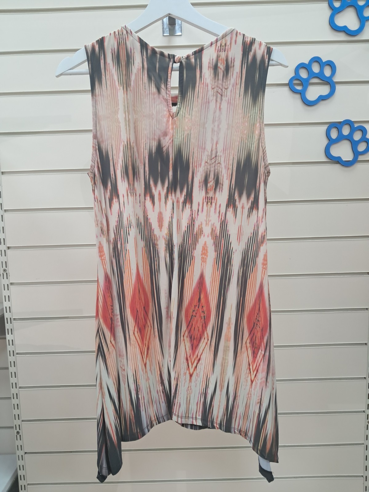 Wallis Sleeveless Patterned Top Beaded Neck Detail Size M