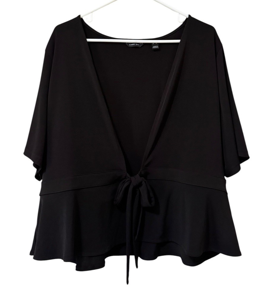Susan Graver Every Day Women Size XL Black Tie Front Shirt Stretch Classic City