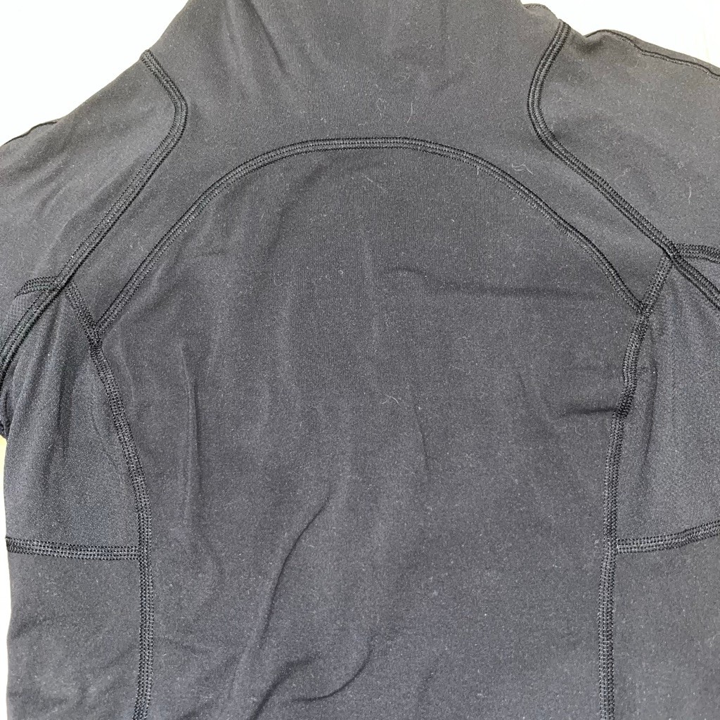 Lululemon Running we mock neck long sleeve Sz 6, 0015 B1