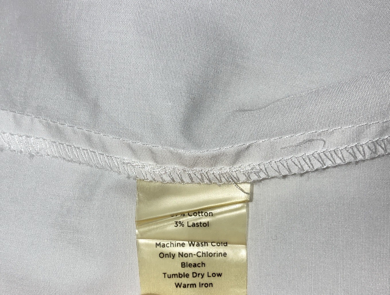 Talbots White Tailored Button Up Shirt with Front Darts and Back Topstitch 16