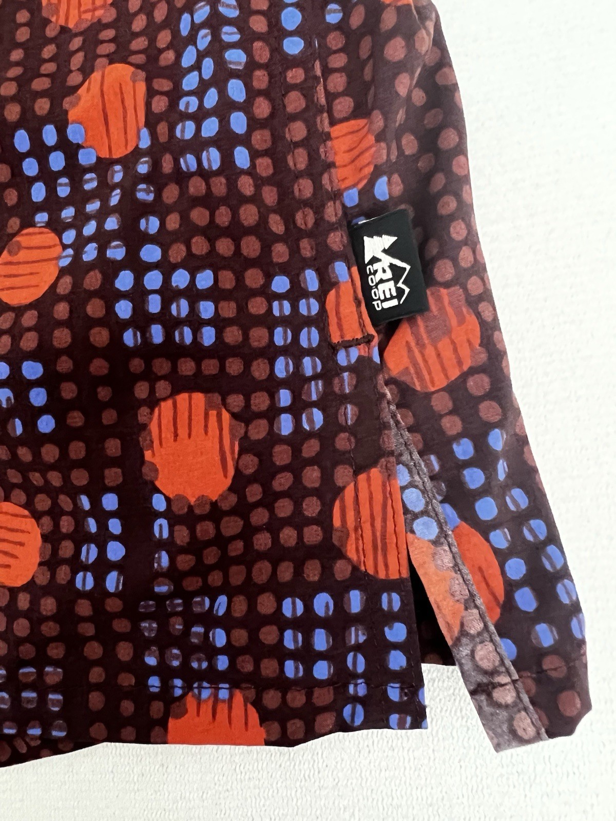 REI Co-op Trailmade Button Up Nylon Shirt Brown Short Sleeve Womens SX Side Slit