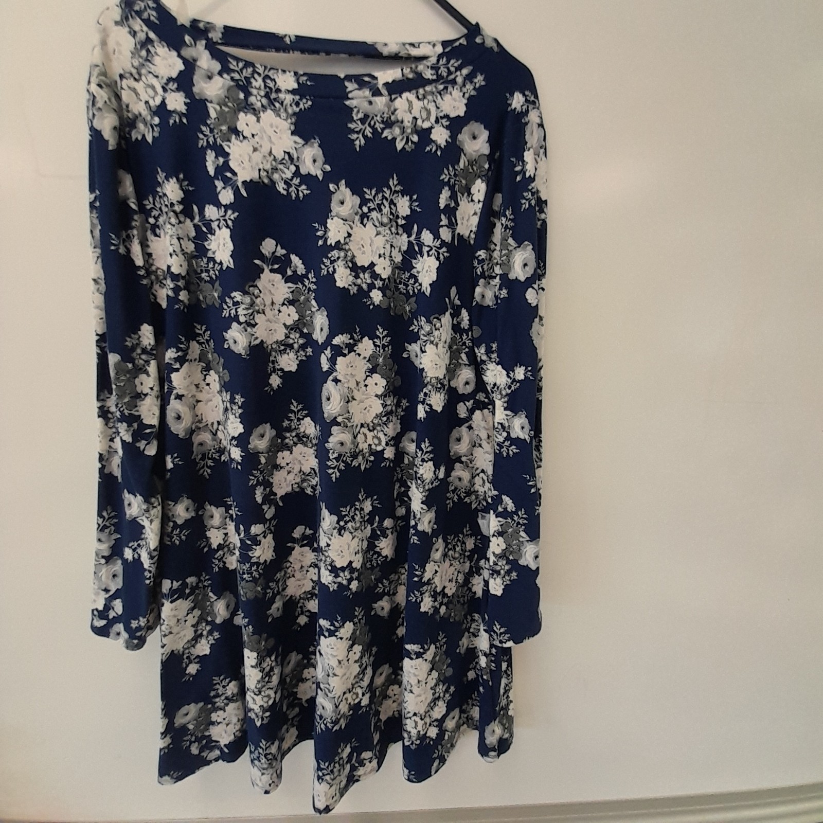 Emerald Long Sleeve Blue And White Floral Top