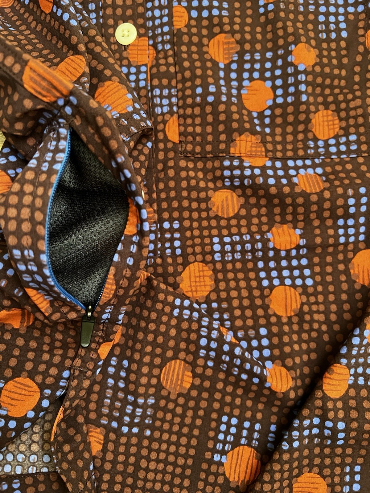 REI Co-op Trailmade Button Up Nylon Shirt Brown Short Sleeve Womens SX Side Slit