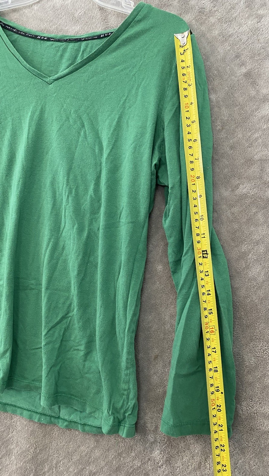 HUE TEE SHIRT ladies size Not Listed See Measurement Green long sleeve V neck