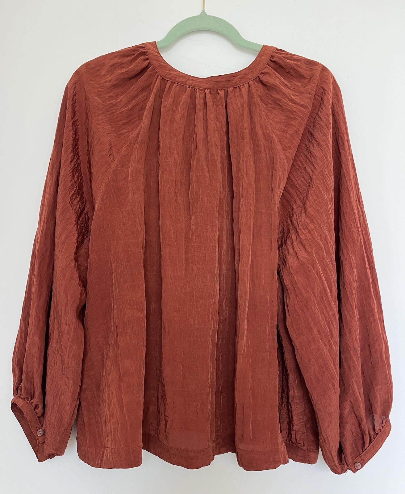 NWOT a.n.a Women’s Rust V-Neck Button-Front Balloon Sleeve Blouse XXL