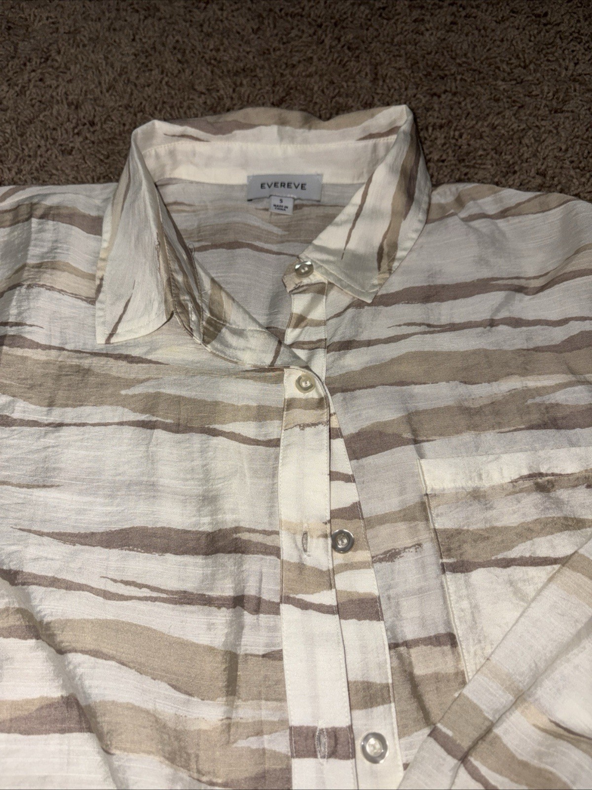 Evereve Womens Size S Tan Beige Animal Striped Button Up Shirt Sheer Lightweight