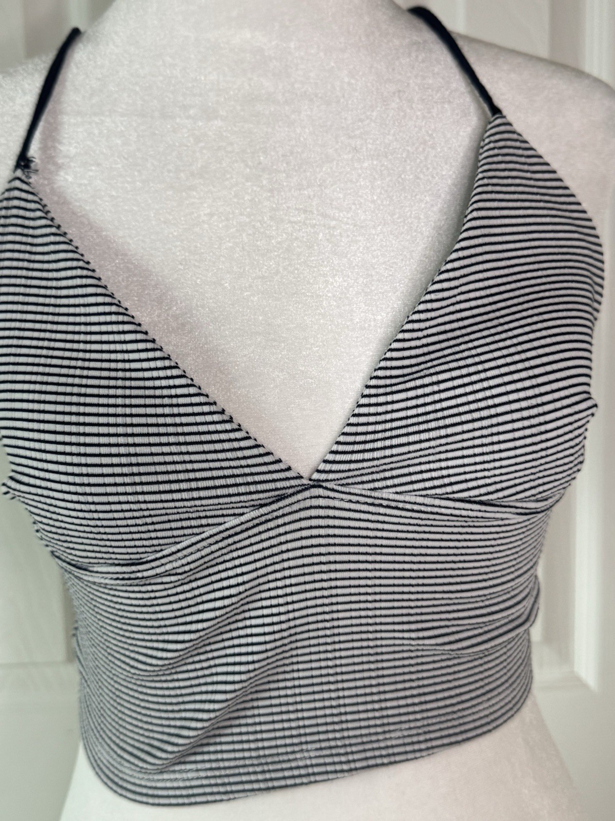 Striped Triangle Bralette Crop Top | white & Black | Size Small (Estimated)