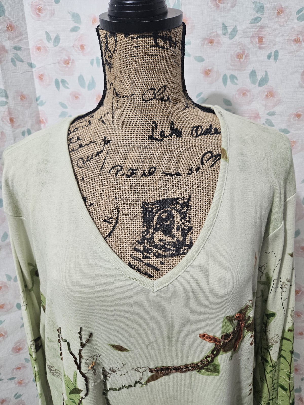 SPENSE, WOMEN’S NEW OLIVE GREEN COTTON LONG SLEEVED BEADED BIRD TOP, SIZE 3X